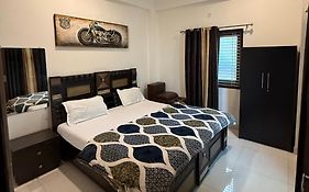 Raj Homestay- Homely Comfort
